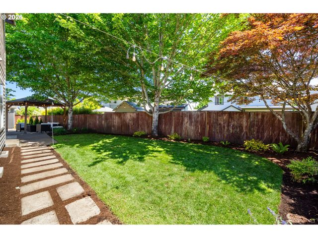 3144 Ne 2ND Ct, Hillsboro, OR 97124