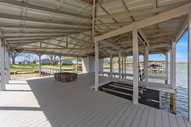 2109 Beavers Point, Bonham, TX 75418