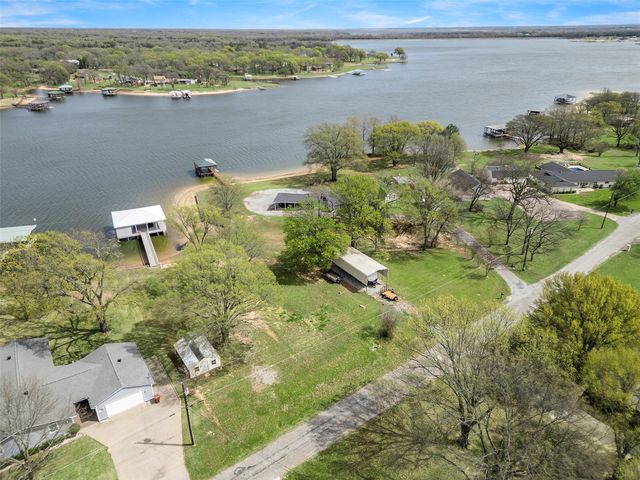 2109 Beavers Point, Bonham, TX 75418