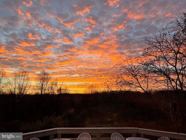 1918 CONTRALTO CT, Vienna, VA 22182