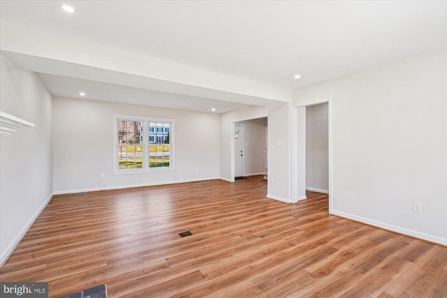 1918 CONTRALTO CT, Vienna, VA 22182