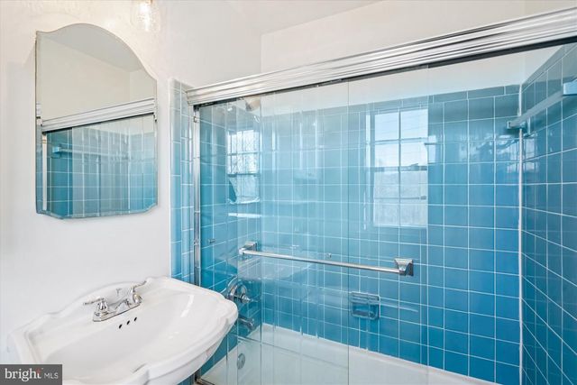 1918 CONTRALTO CT, Vienna, VA 22182