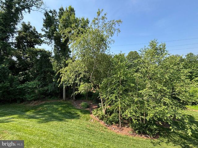 1918 CONTRALTO CT, Vienna, VA 22182