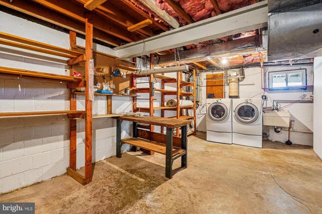 1918 CONTRALTO CT, Vienna, VA 22182