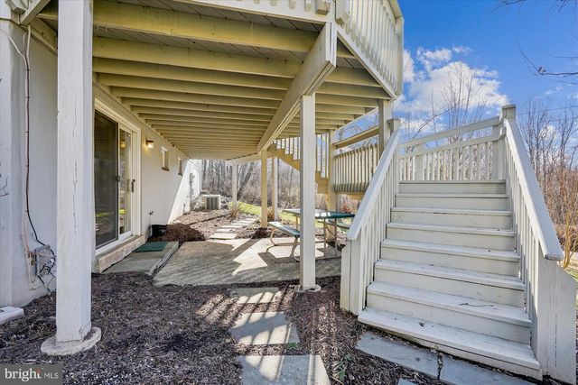 1918 CONTRALTO CT, Vienna, VA 22182