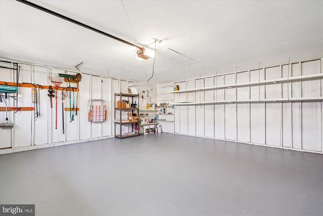 1918 CONTRALTO CT, Vienna, VA 22182