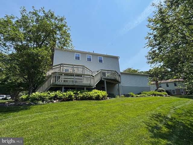 1918 CONTRALTO CT, Vienna, VA 22182