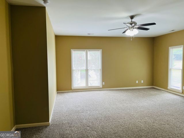70 Indian Bluff Drive, Sharpsburg, GA 30277