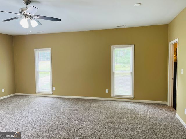 70 Indian Bluff Drive, Sharpsburg, GA 30277
