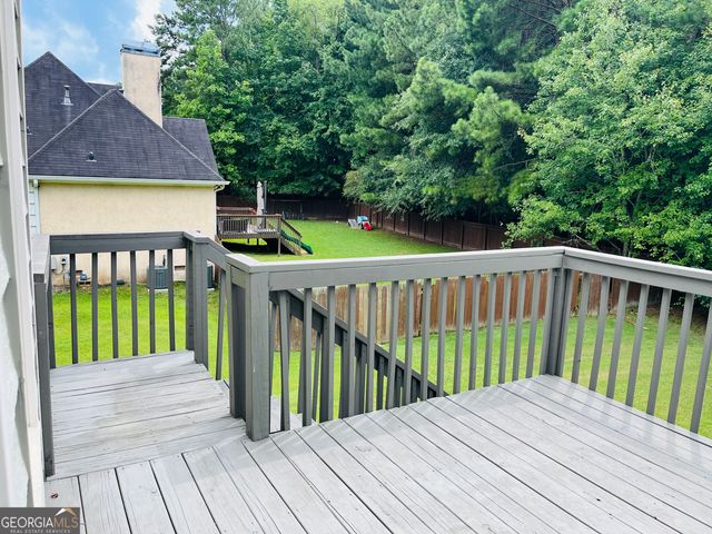 70 Indian Bluff Drive, Sharpsburg, GA 30277
