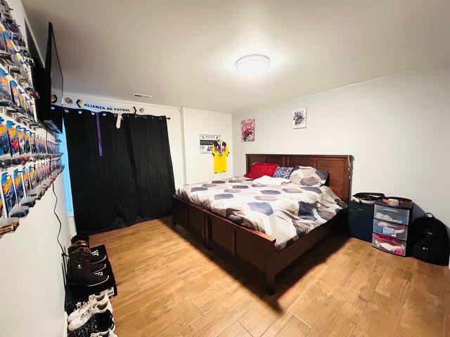 1822 N Redbarn Ln, Wichita, KS 67212