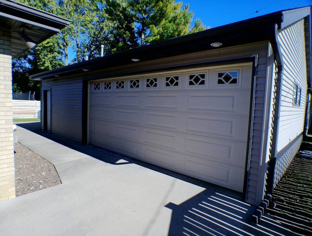 914 Catherine Street, Joliet, IL 60435