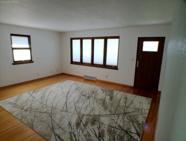 914 Catherine Street, Joliet, IL 60435