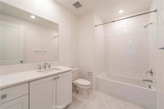 121 Baluster, Irvine, CA 92618