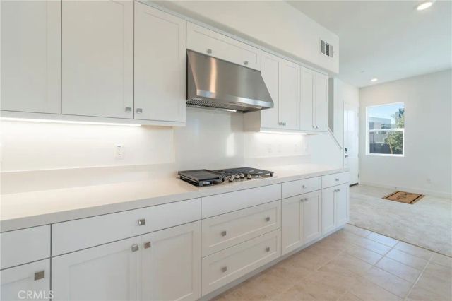 121 Baluster, Irvine, CA 92618