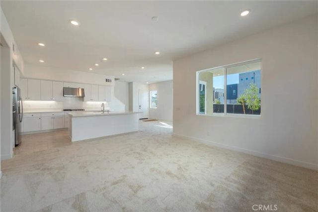 121 Baluster, Irvine, CA 92618