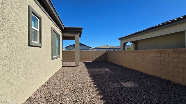 852 Weston Ridge Street, Henderson, NV 89011