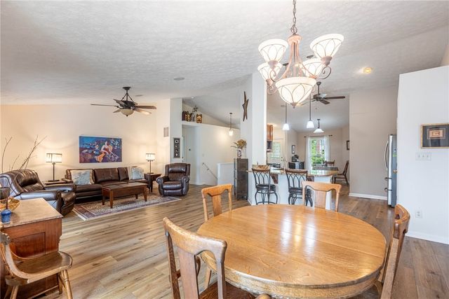 155 Keevers Point, Springboro, OH 45066