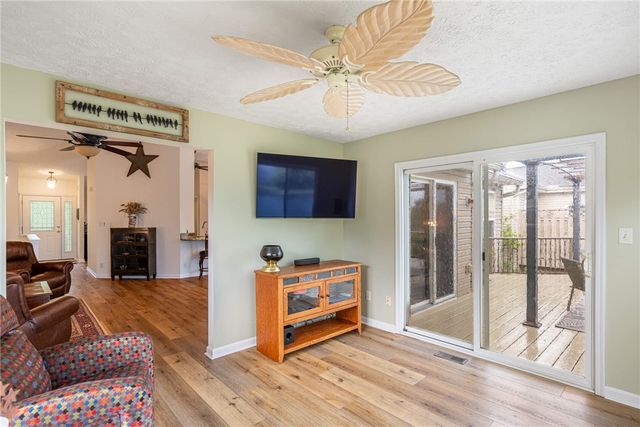 155 Keevers Point, Springboro, OH 45066