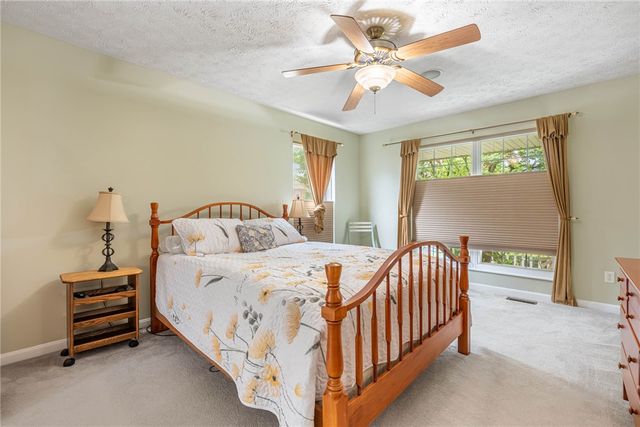 155 Keevers Point, Springboro, OH 45066