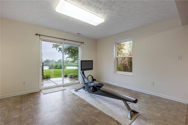 155 Keevers Point, Springboro, OH 45066