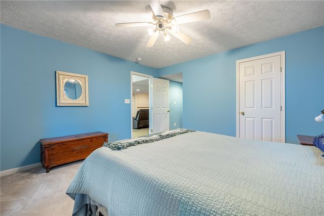 155 Keevers Point, Springboro, OH 45066