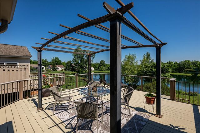 155 Keevers Point, Springboro, OH 45066
