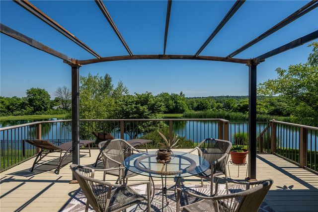 155 Keevers Point, Springboro, OH 45066