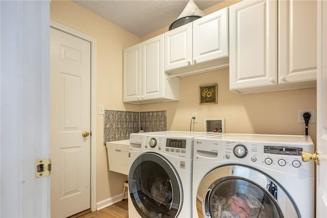 155 Keevers Point, Springboro, OH 45066