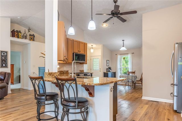155 Keevers Point, Springboro, OH 45066