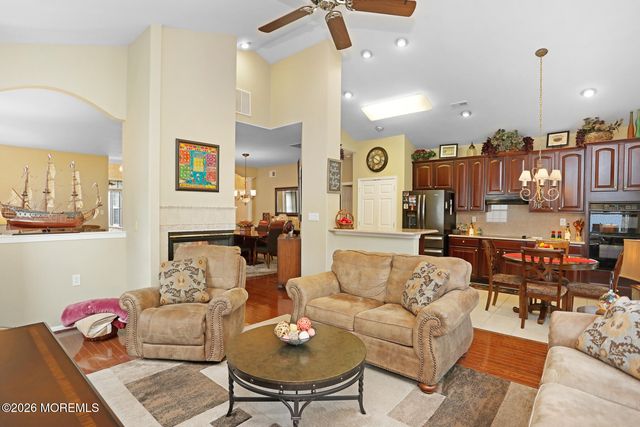 3 Clermont Court, Manchester, NJ 08759