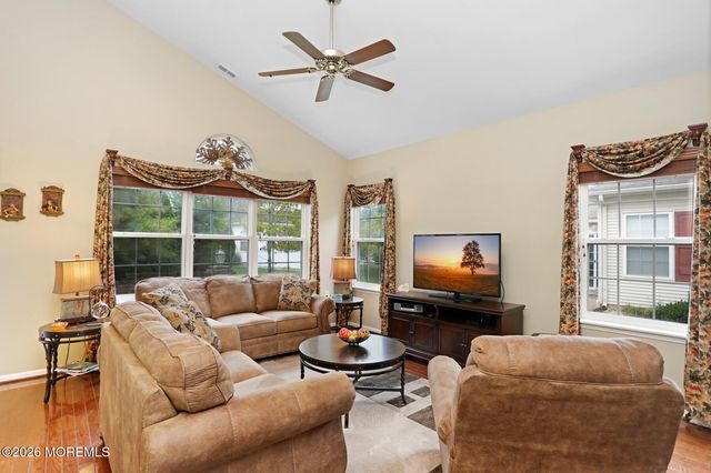 3 Clermont Court, Manchester, NJ 08759