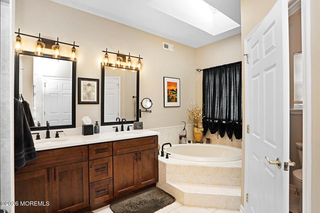 3 Clermont Court, Manchester, NJ 08759