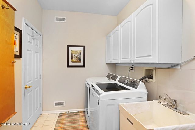 3 Clermont Court, Manchester, NJ 08759
