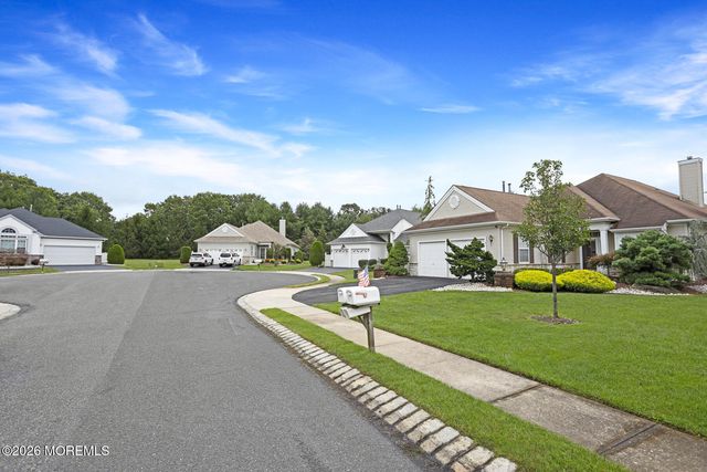3 Clermont Court, Manchester, NJ 08759