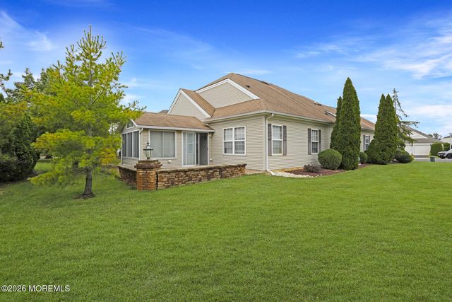 3 Clermont Court, Manchester, NJ 08759
