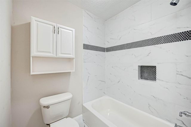 6802 Glenray Drive, Houston, TX 77084