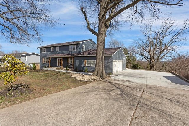 1005 N Morse Avenue, Liberty, MO 64068