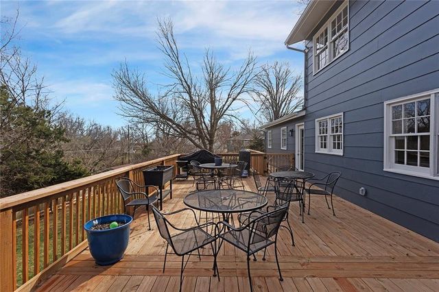 1005 N Morse Avenue, Liberty, MO 64068