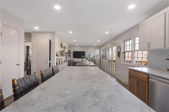 1005 N Morse Avenue, Liberty, MO 64068