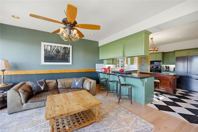 417 Emerald, Lake Arrowhead, CA 92352