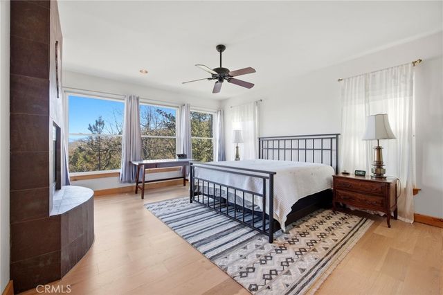 417 Emerald, Lake Arrowhead, CA 92352