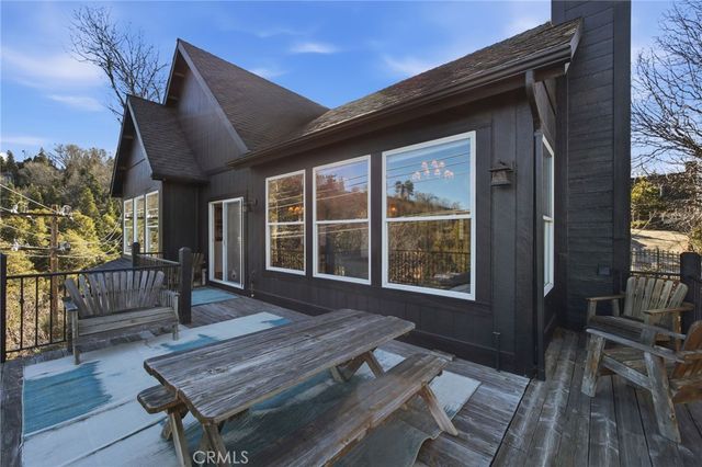 417 Emerald, Lake Arrowhead, CA 92352