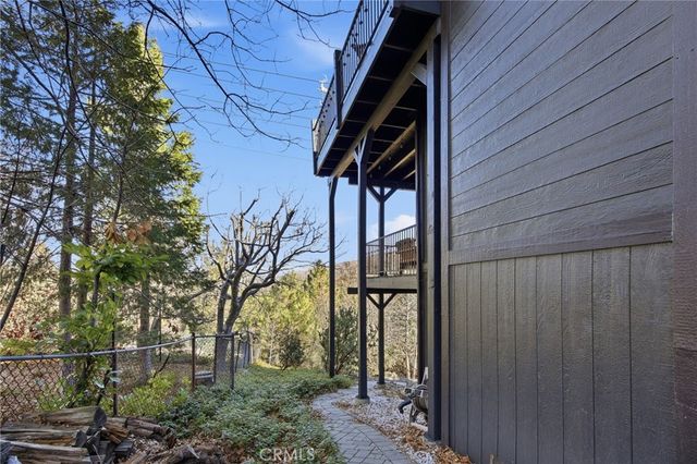 417 Emerald, Lake Arrowhead, CA 92352