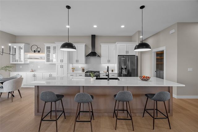 5556 Silver Rock Drive, Marion, IA 52302