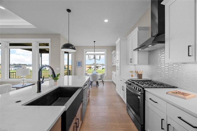 5556 Silver Rock Drive, Marion, IA 52302