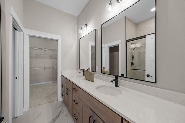 5556 Silver Rock Drive, Marion, IA 52302