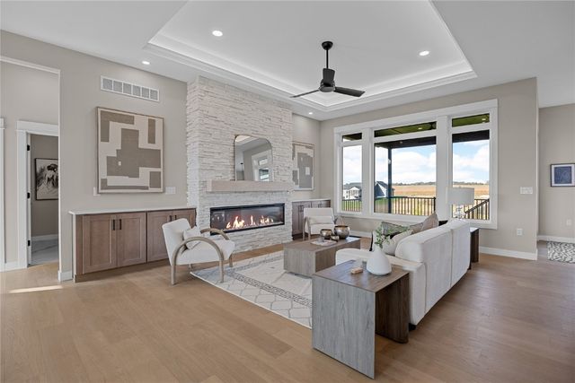 5556 Silver Rock Drive, Marion, IA 52302