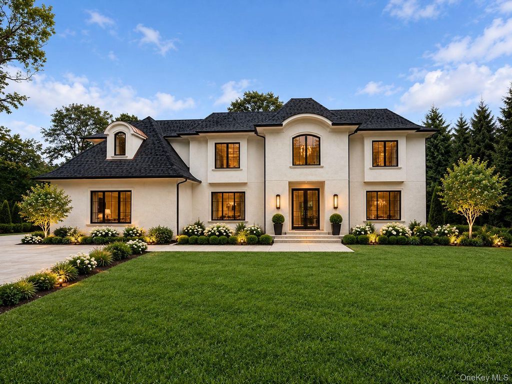 4 Woods End Road S, Dix Hills, NY 11746 — exterior
