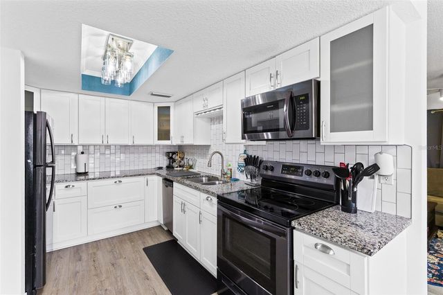 6602 POT O GOLD LANE, Orlando, FL 32809